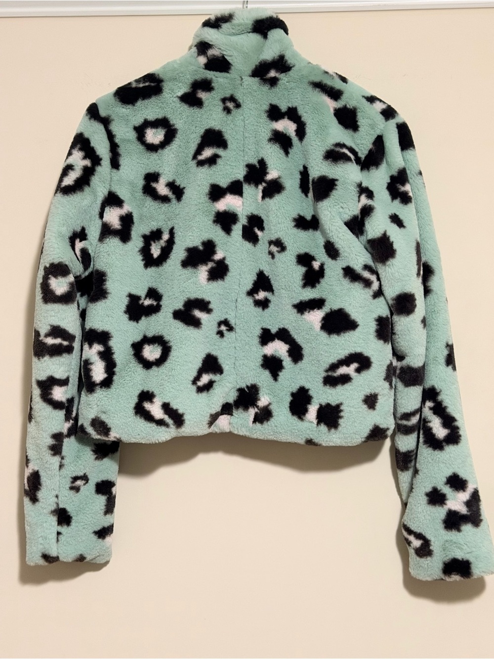 Leche Mint Leopard Faux-Fur Puffer Jacket - Picture 8 of 8